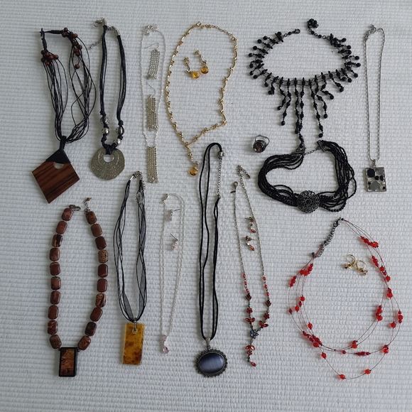 Jewelry Lot 13 Necklaces Costume Sets Earrings